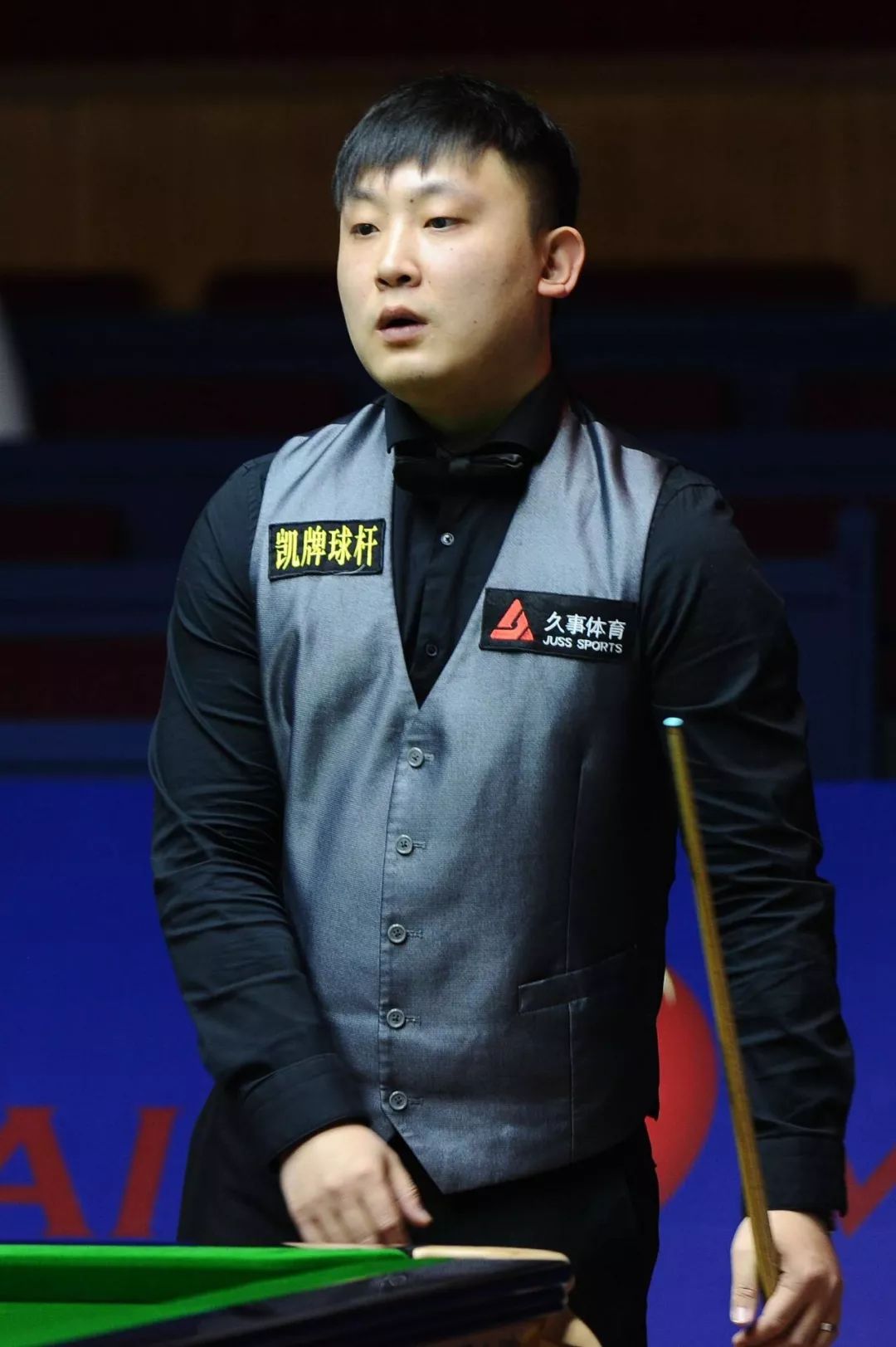 不显刻意 不显刻意