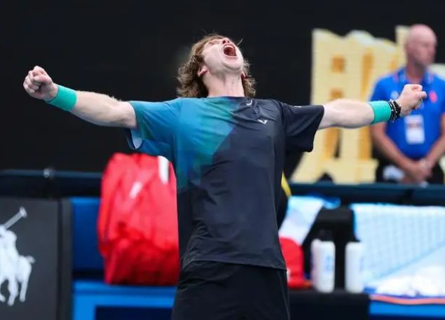 都在补强 都在补强