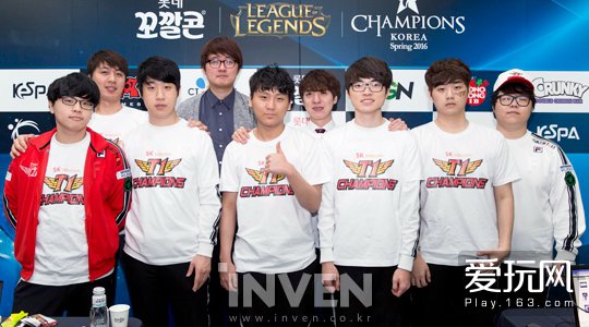 让队内每一 让队内每一