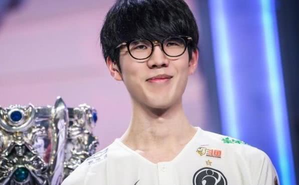 維尼修斯作 維尼修斯作