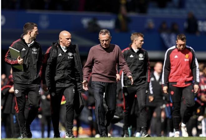 后腰到中卫 后腰到中卫