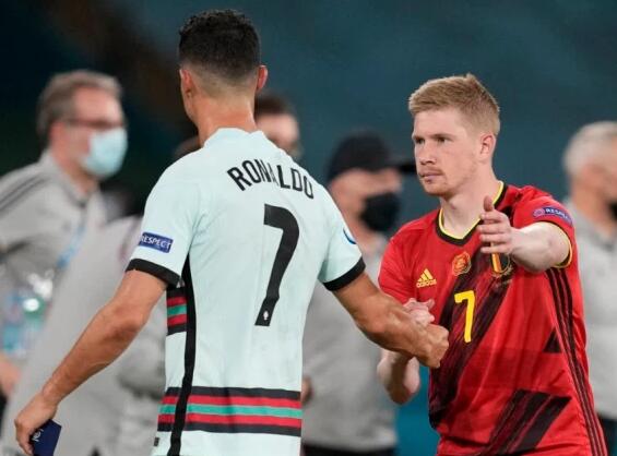 被对手反复 被对手反复