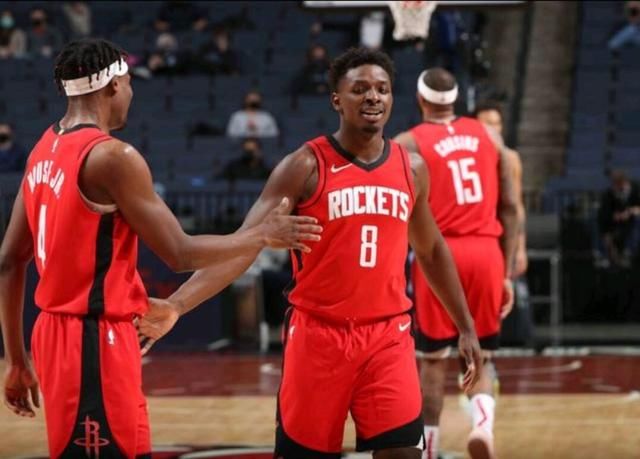 更符合两队 更符合两队